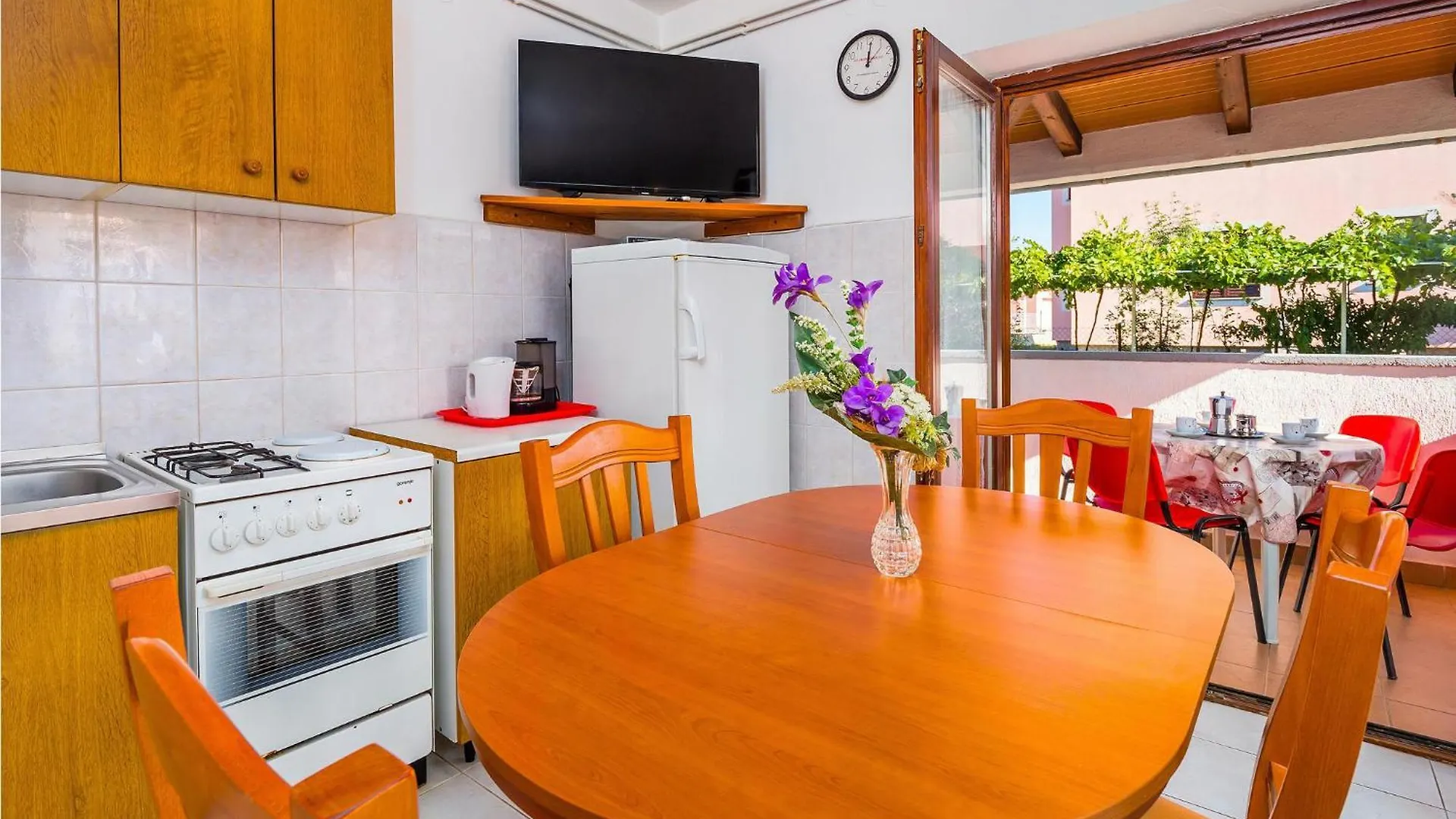 2 Bedroom Beautiful Apartment In Kapelica Raša Κροατία