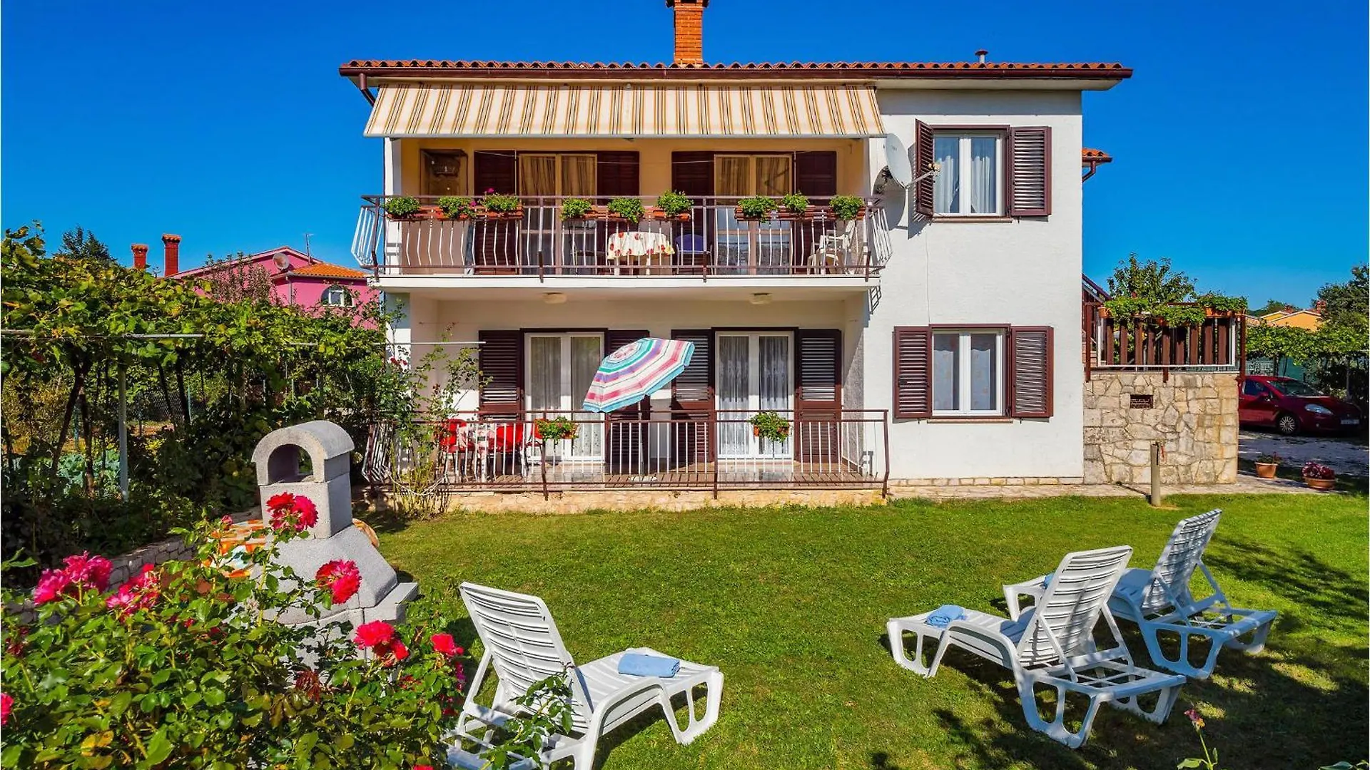 2 Bedroom Beautiful Apartment In Kapelica Raša